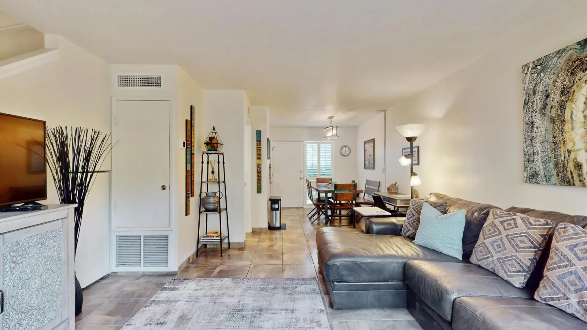 2 Bed 2 Bath Vacation Home In Scottsdale 0*,  USA