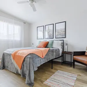 Desert Chic - 2 Bed With Yard Scottsdale