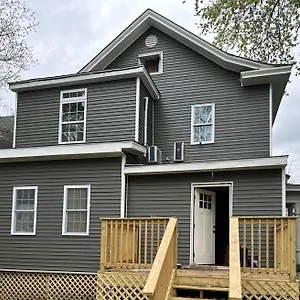 Shawnee Vacation Estate Louisville