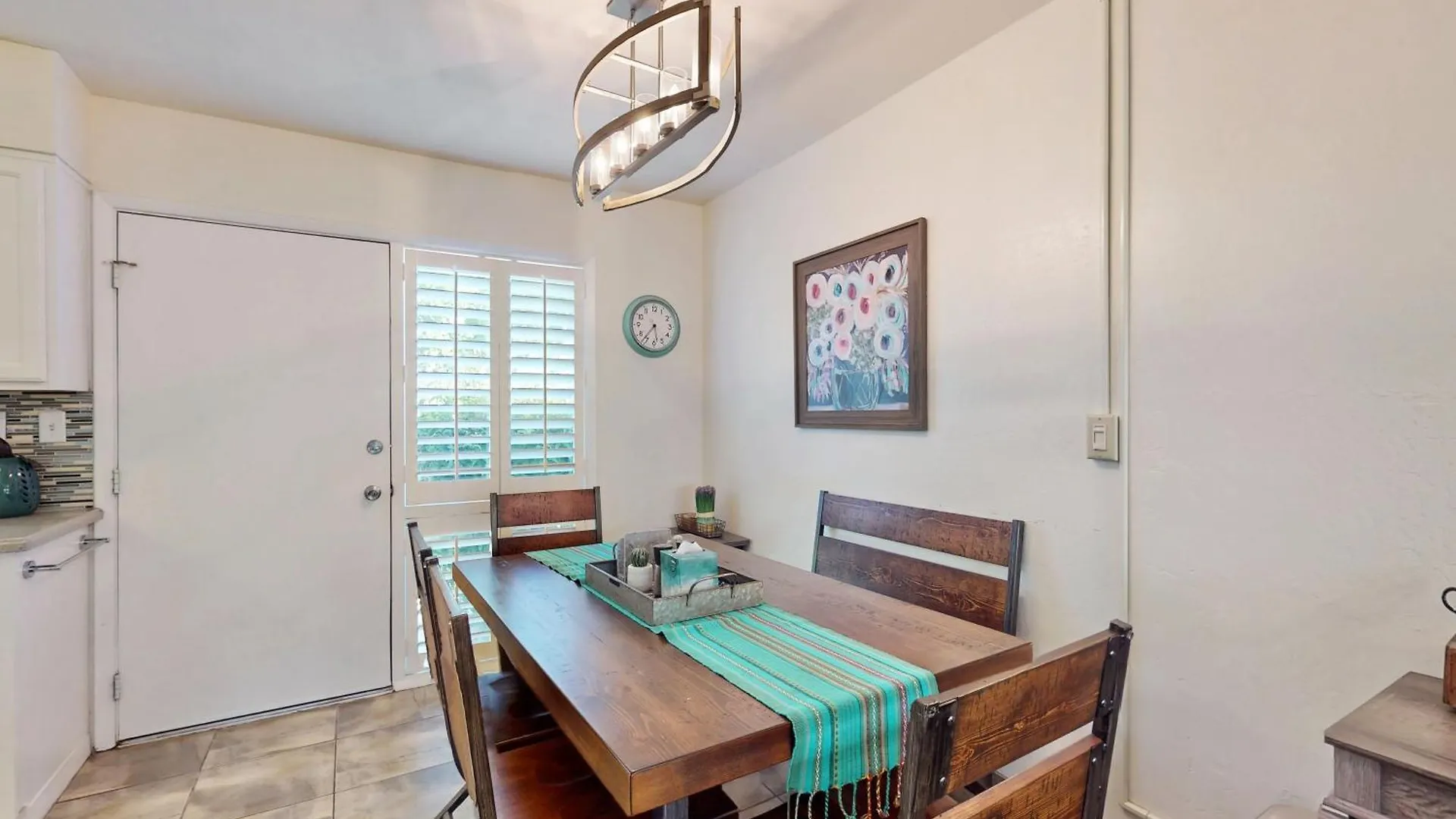 2 Bed 2 Bath Vacation Home In Scottsdale United States