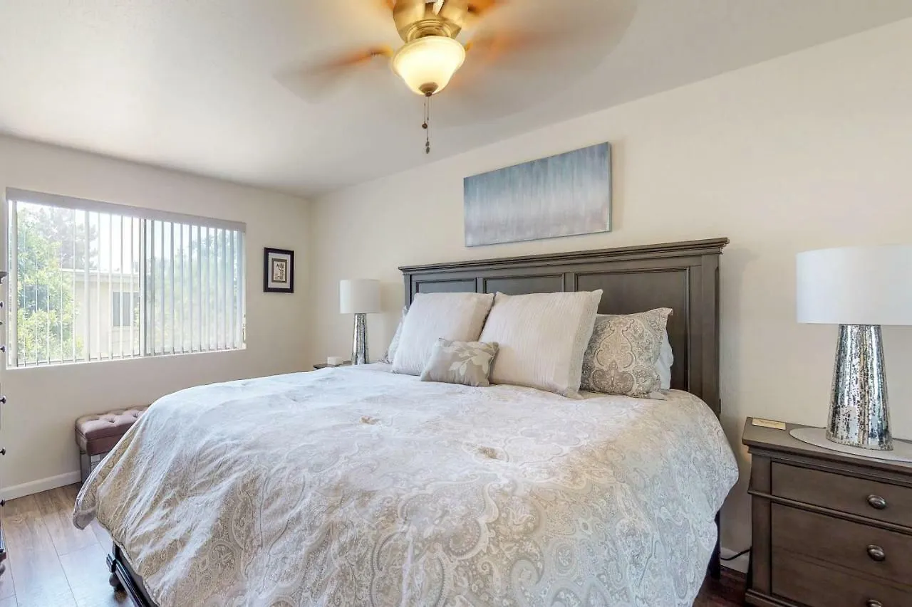 2 Bed 2 Bath Vacation Home In Scottsdale Holiday home