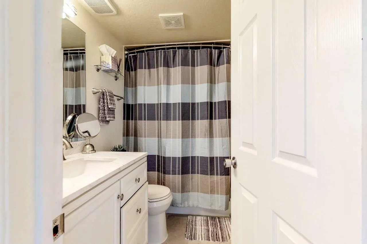 Holiday home 2 Bed 2 Bath Vacation Home In Scottsdale